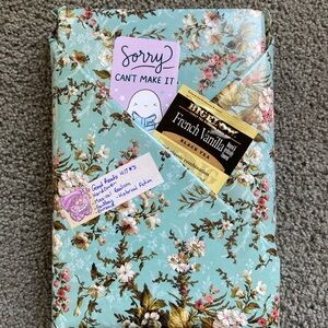 Date with a book bundle